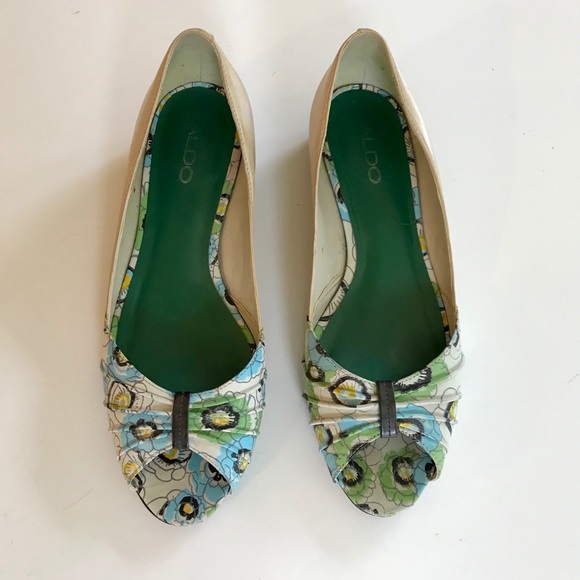 Aldo Shoes - 3 for $30 Patterned Aldo peep toe flats